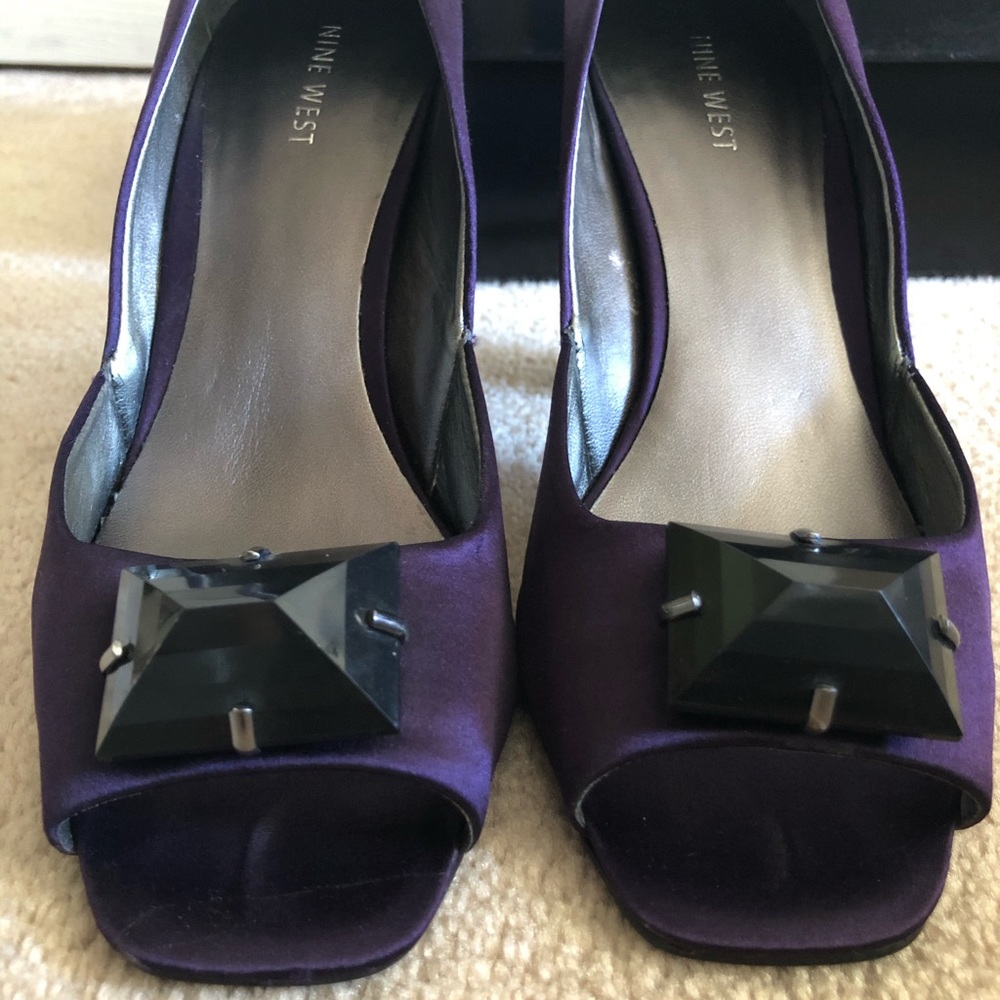 Nine West Menlo Heels - Picture 4 of 6